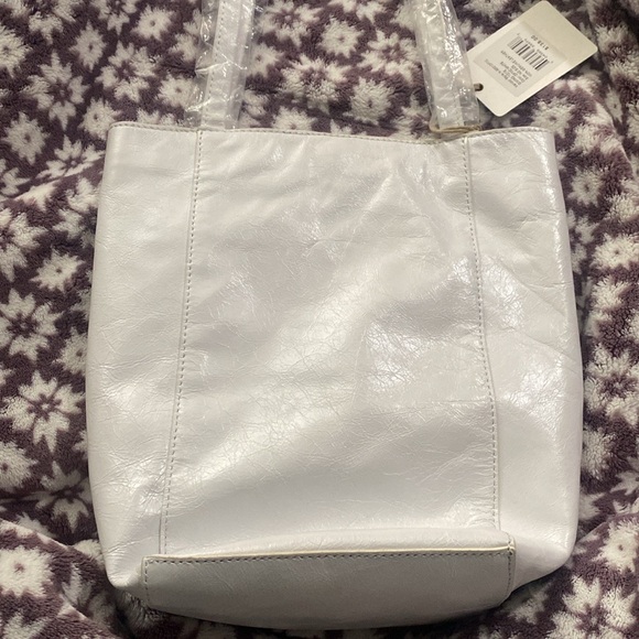 NWT Hobo Int. Habitat for Humanity Leather Tote - Picture 9 of 11